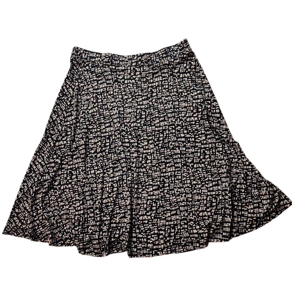 Nwot Ladies Ashley 1X plus size, Women's, flirty, soft, skirt. - Picture 4 of 4